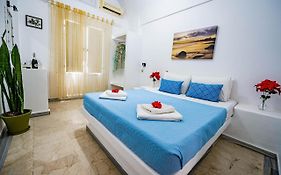Join us Low Cost Rooms